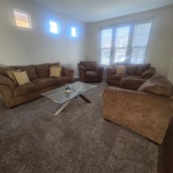 4 Piece Living Room Set & Coffee Table