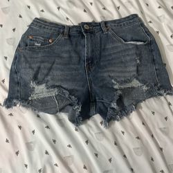 Almost famous shorts