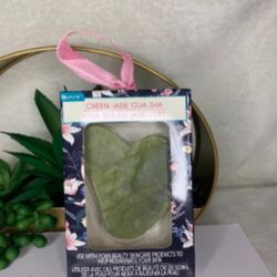 B.PURE GREEN JADE GUA SHA