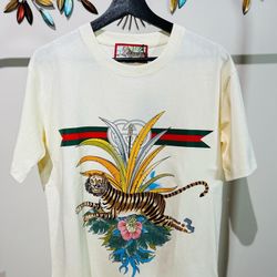 GUCCI TIGER T-SHIRT , Visit Our Profile For More Items Available !!!