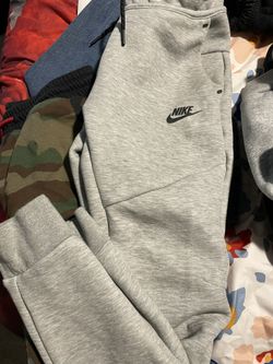 Nike Tech Joggers