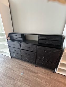 Black bedroom dresser