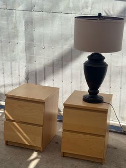 Nightstands and lamp