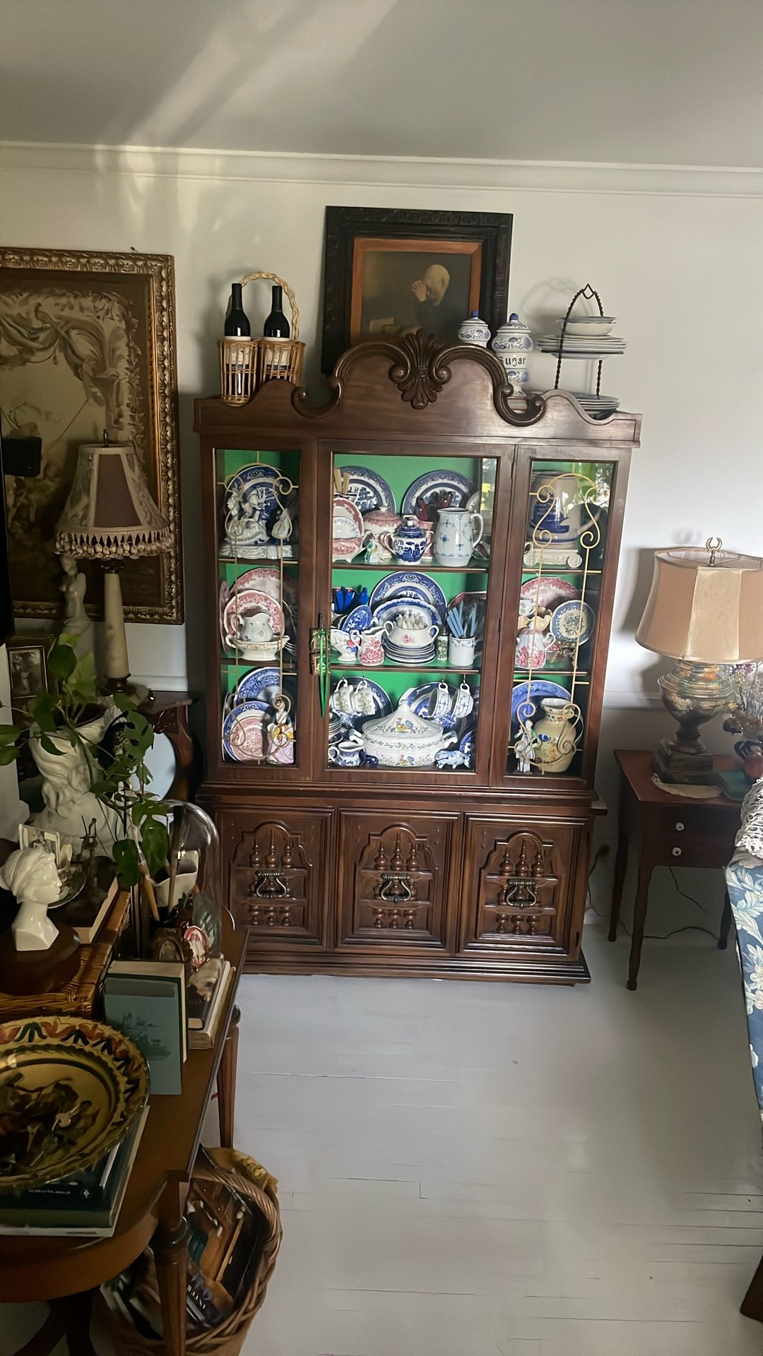 China hutch