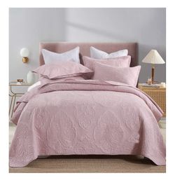 New In Package! Abreeze King Sized 3 Pc Cotton Quilt/Bedspread Floral Embroidery $50 (#774)