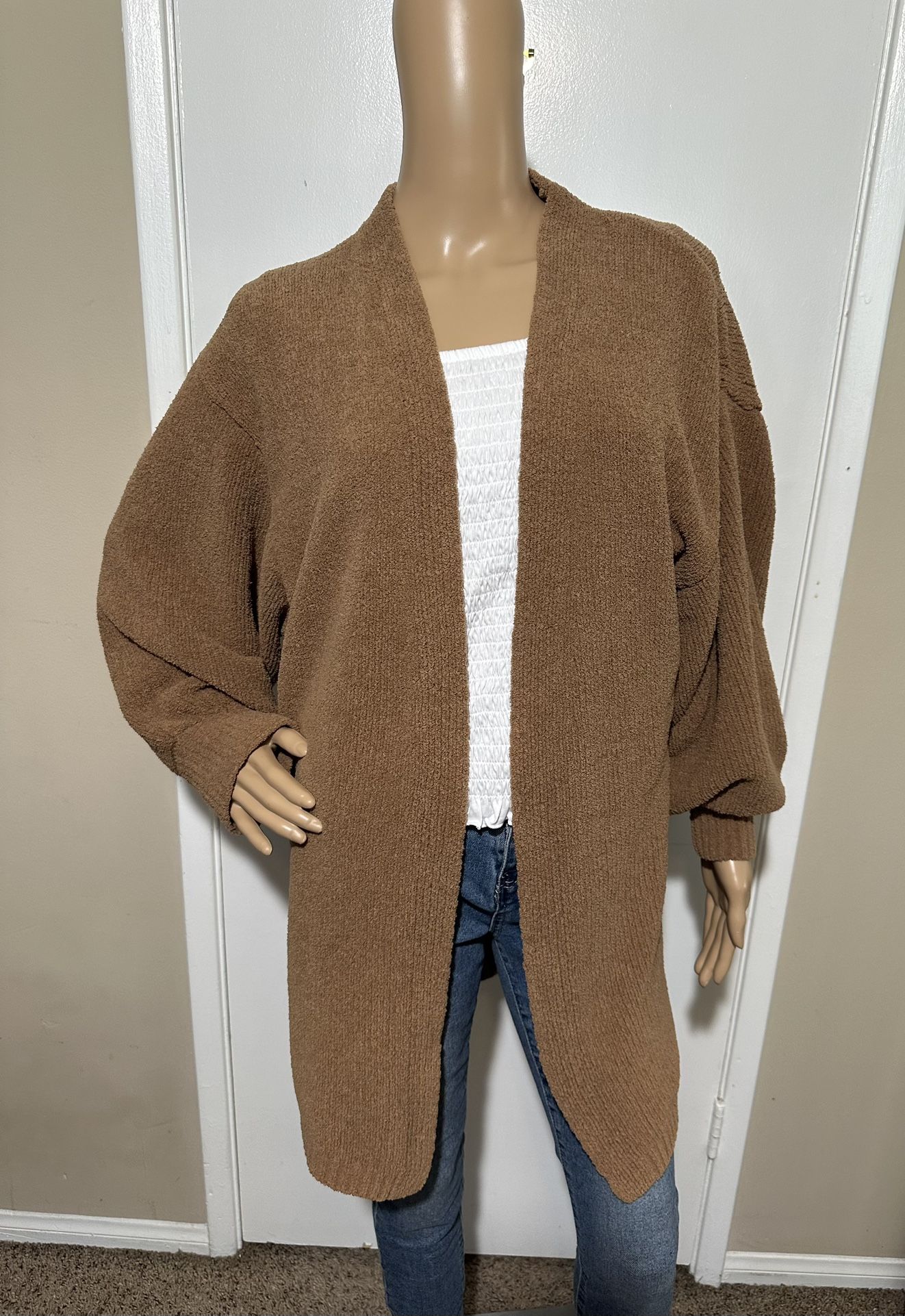 Love Tree Women’s Brown Long  Cardigan Size Medium