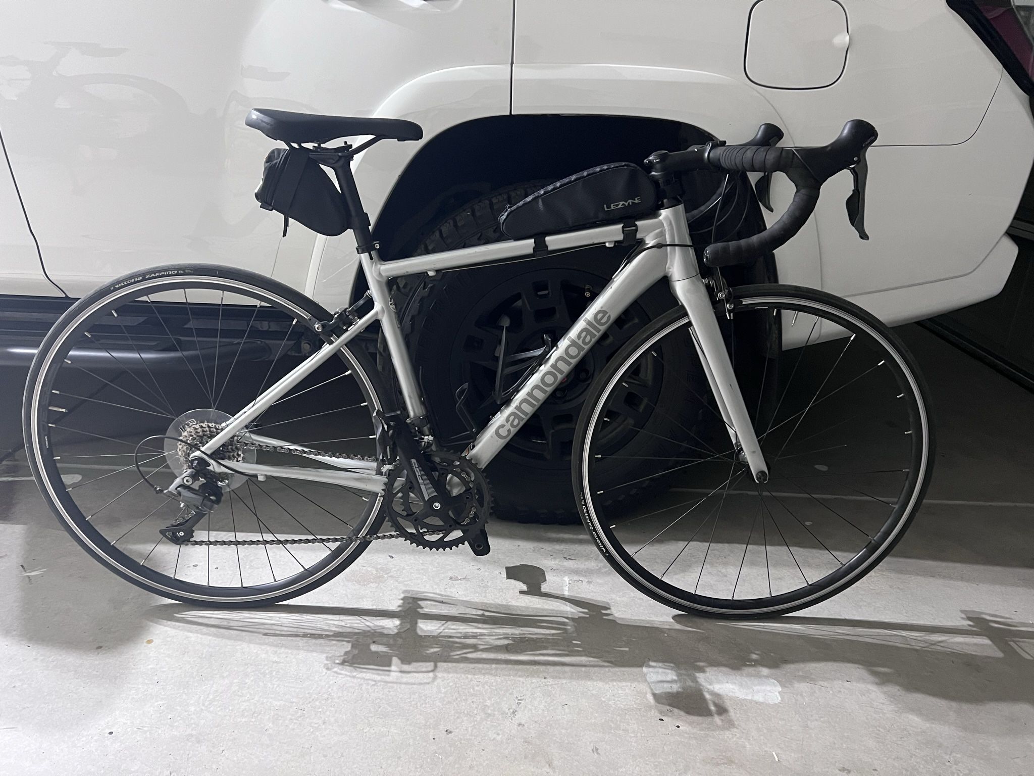 Cannondale road bike