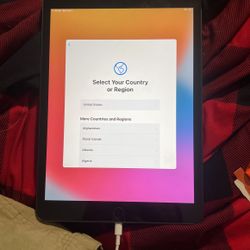 iPad A2270 32 Gig Space Gray 