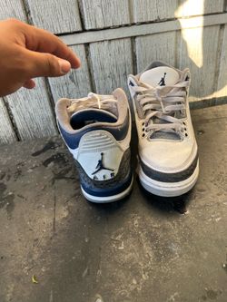 Jordan 3s size 7y