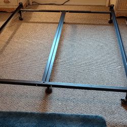 Adjustable King Or Queen Metal Bedframe With Center Bar
