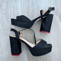 Armani Exchange black high heels sandals Size 8.5