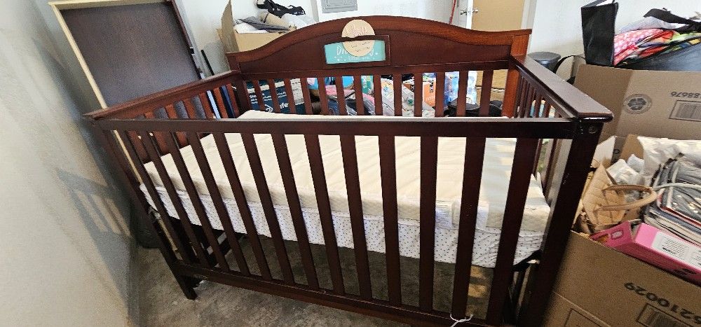 Baby Graco furniture for sale
-Baby Cribs furniture for sale
Baby bedIt's a full size bed for baby with Mattress
0-5years
Good condition
Very chea