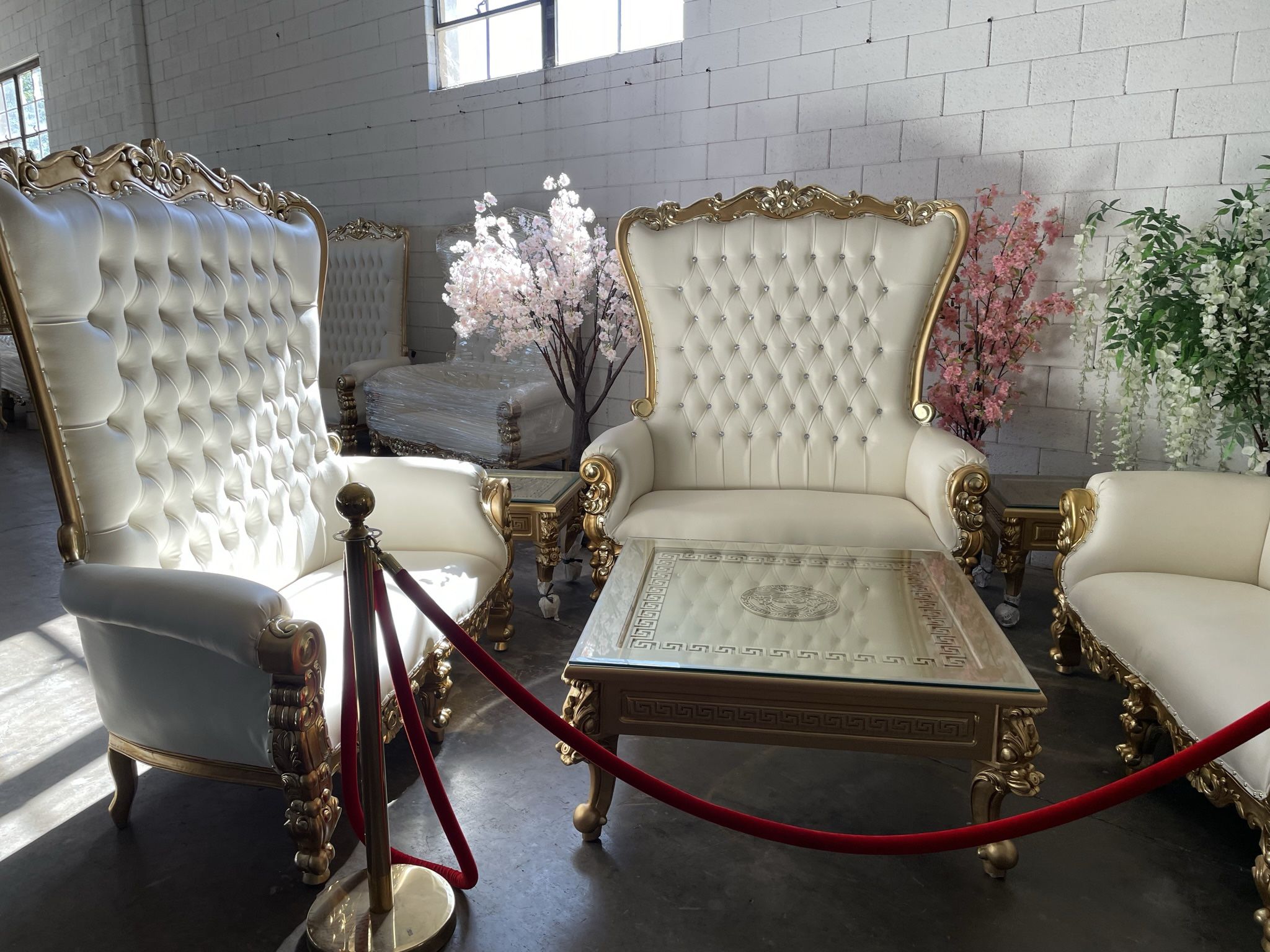 I AM THE KING👑OF THRONE CHAIRS🤩$42 Down!NO CREDIT NEEDED FINANCING🤩SHIPPING AVAILABLE!🚚MIKEYMike