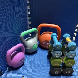 pair of 2,4,6,8lb neoprene dumbbells and 5, 7.5 and 15lb kettlebell 