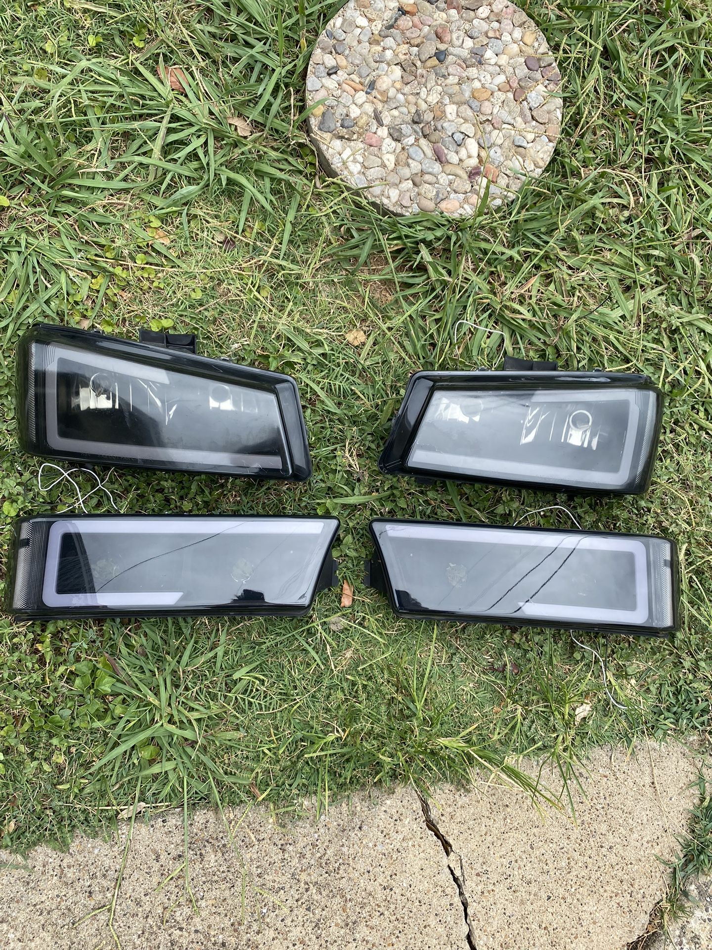 2003 Chevy Silverado Headlights