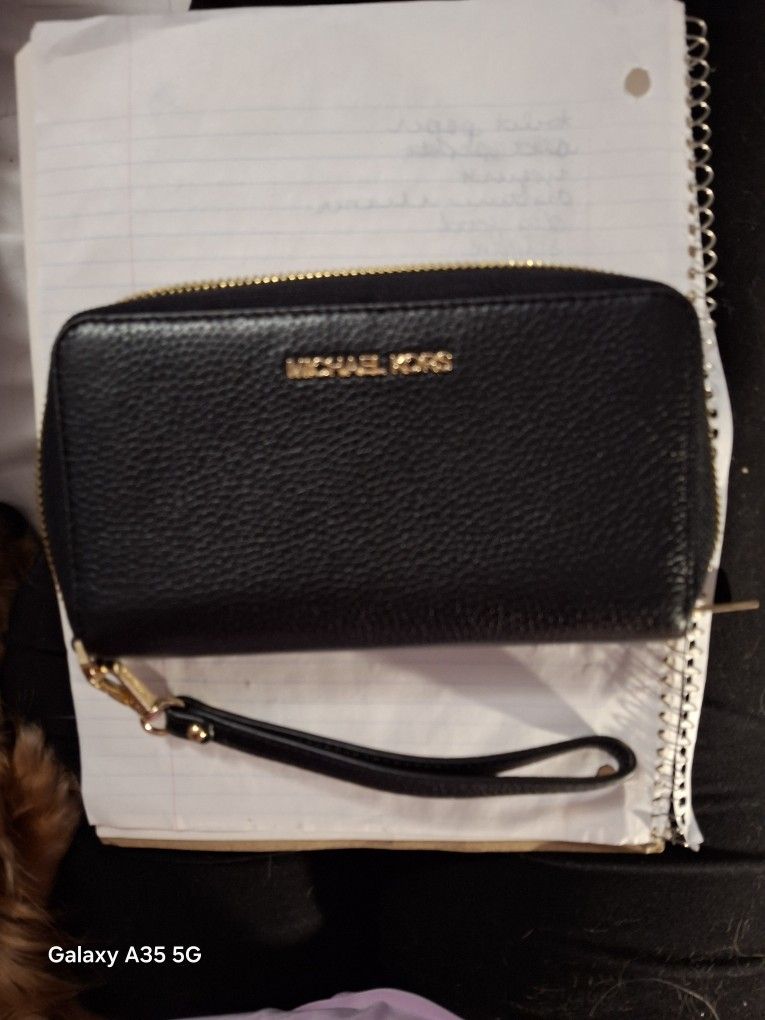 Michael Kors Wristlet