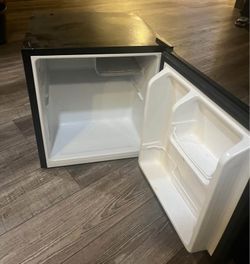 Black mini fridge