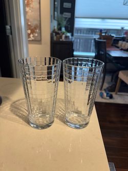 Set of  8 Clear Glass Drinking Glasses