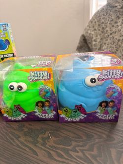 Kitty Squeeze Squishy Toy 2-Pack Green and Blue