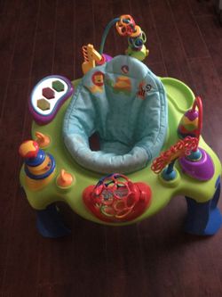 Baby play sitting up