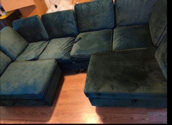 Sectional couch