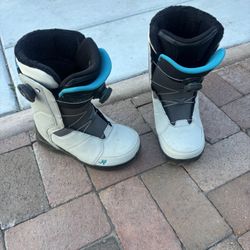 Women’s Snowboard Boots 