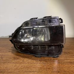 07 08 09 10 11 Lexus GS 300 GS 350 RH Passenger Fog Light