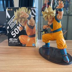 Dragon ball statue