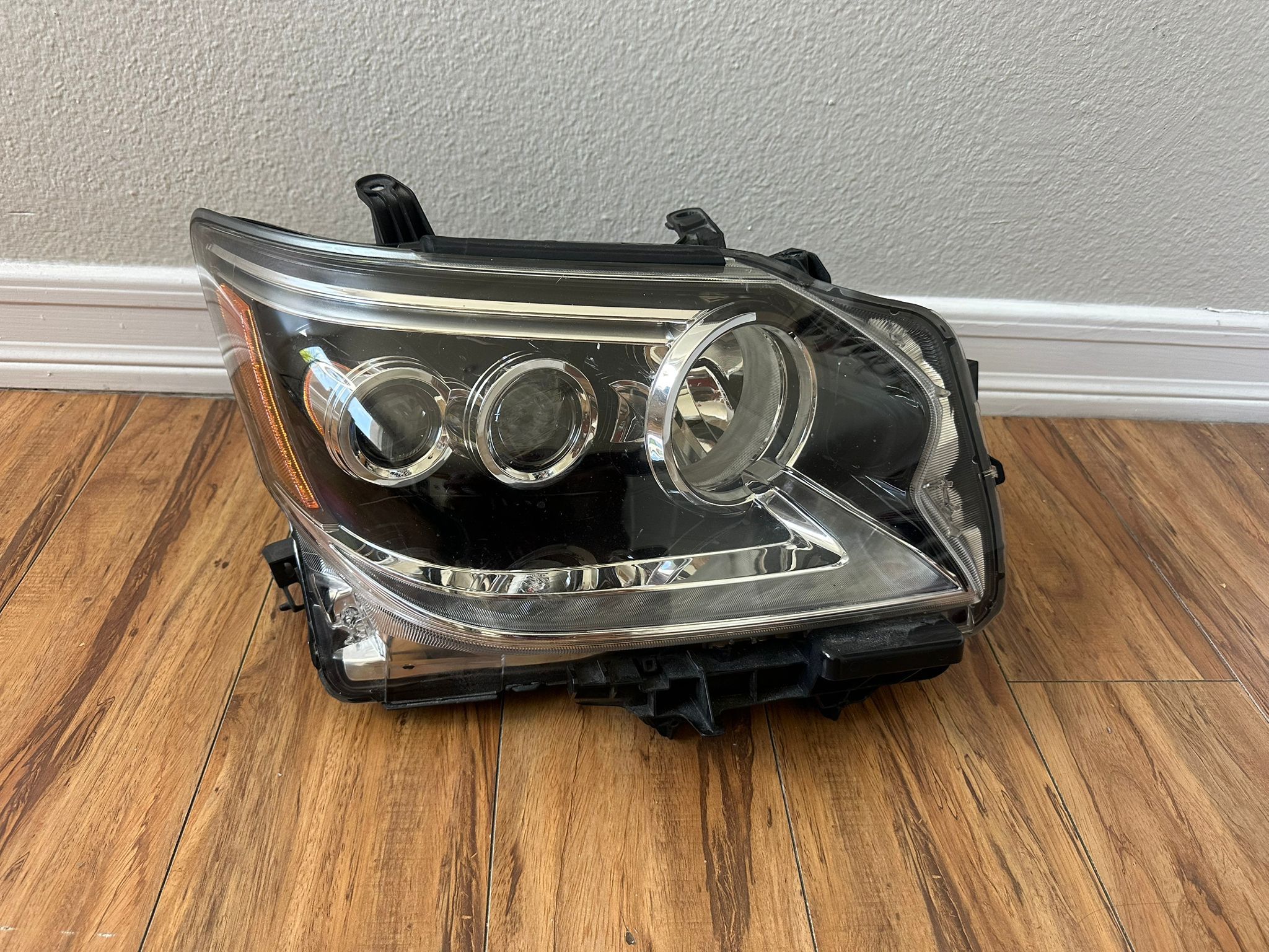 2014-2019 Lexus GX460 Front Right RH Passenger Side LED Headlight OEM