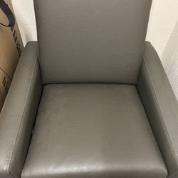 BRAND NEW IN BOX High Life Recliner Chair