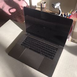 2016 macbook pro 15inch w/ touchbar