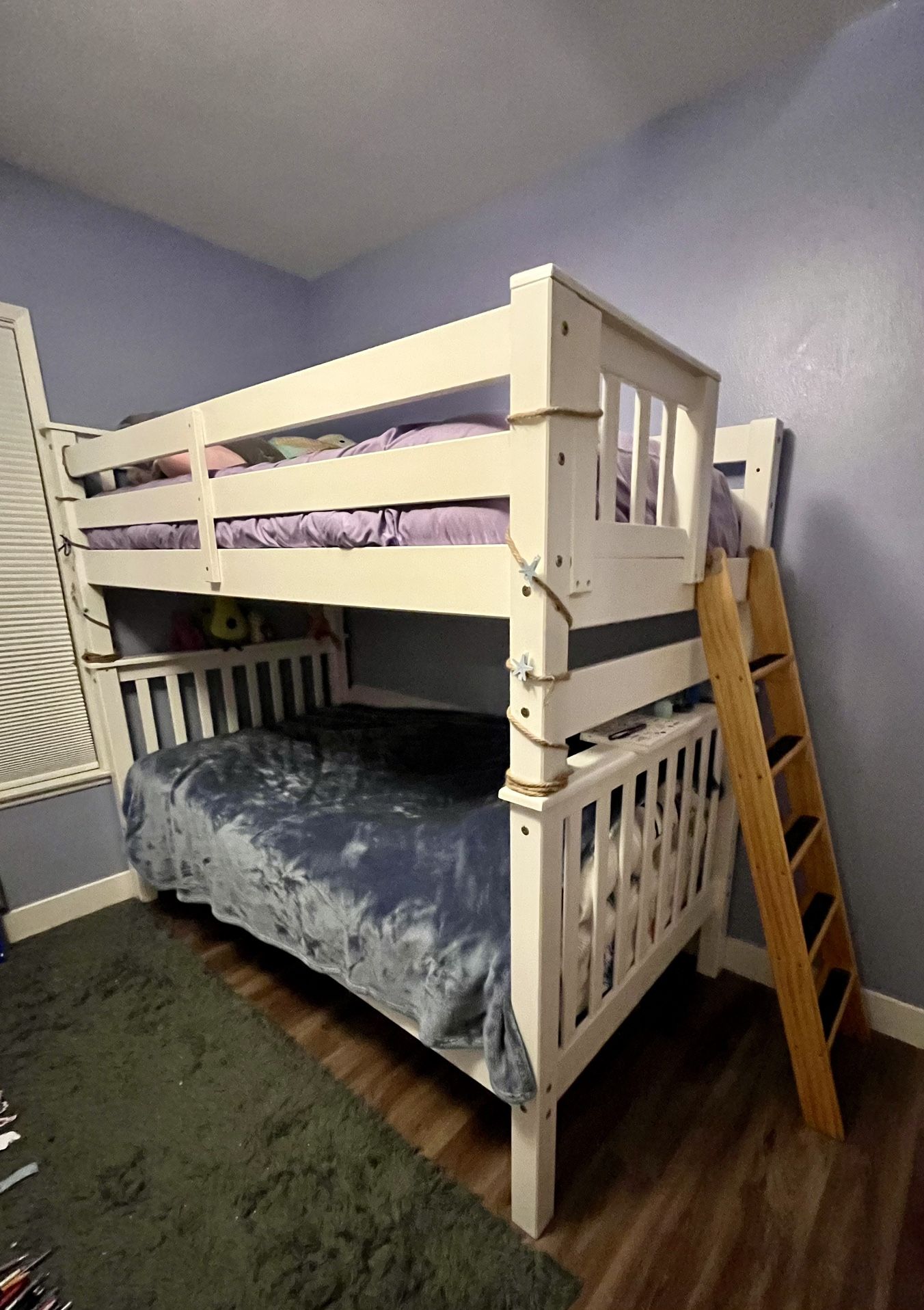 Bunk Bed King - Bunk Beds Tall Twin over Twin End Ladder, White