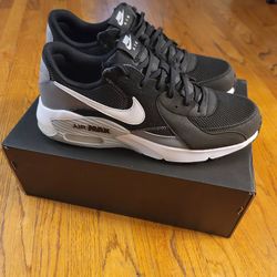 Nike size 12 men
