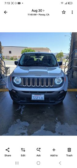 2017 Jeep Renegade sport, 23,600 miles