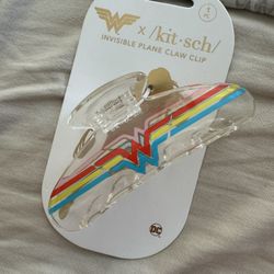 Wonder Woman Hair Clip