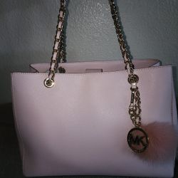 Micheal kors purse pink and wallet