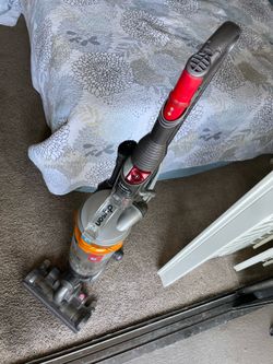 Dyson vacuum DC18 Slim All-Floors