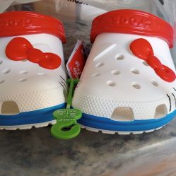 Hello Kitty Crocs Size 8 Women's 