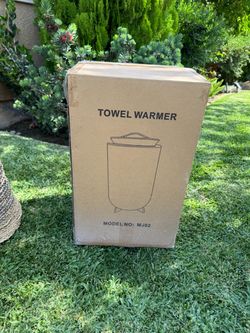 Towel warmer