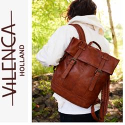 Vilenca Holland Seren Tech unisex genuine leather roll-top backpack in ‘Cognac’