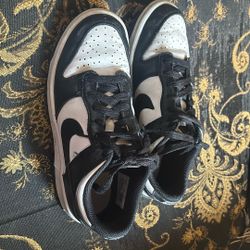 Nike Black And White 