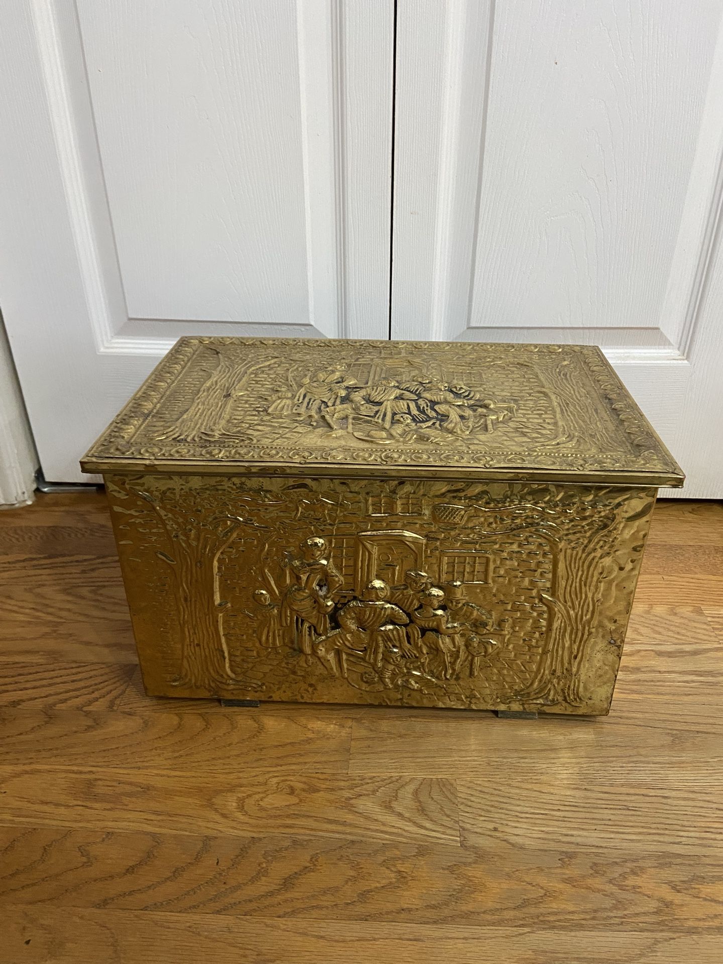 Antique Ornate Brass Coal/Wood Box c1920s