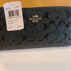 Coach Ladies Wallet - Brand New With Tags