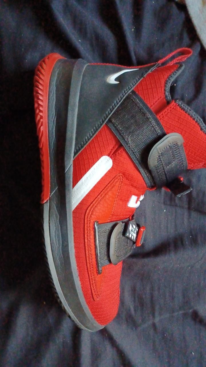 Nike Lebron 10