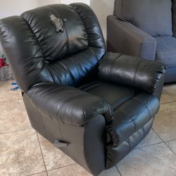 Black Leather Recliner Chair 