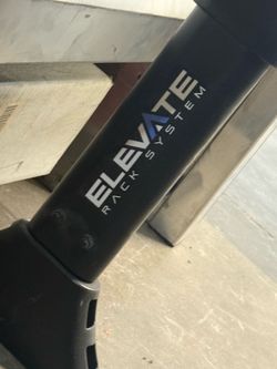 Real truck Elevate adjustable bed rack