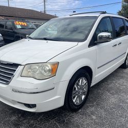 2008 Chrysler Town & Country
