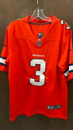 Broncos Jersey. Item No 910 (Shopgoodwill)