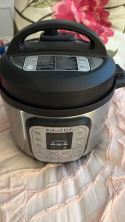 Instant Pot Duo Electric Pressure Cooker