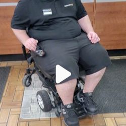 MOBILITY SCOOTER😃NEW ITEM💯50% OFF RETAIL❤️Buy Now & SAVE🏃🏽‍♀️🏃🏼‍♀️NEW BATT w/Receipt&Warranty!